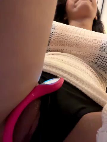 Juanita-Diaz live cam screenshot females from Colombia on Squirt Show – Wet & Wild Live Cams — screenshot #1