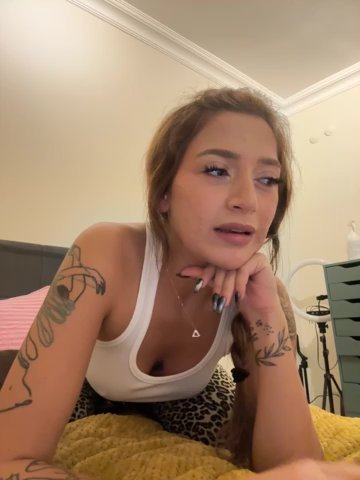 yaprakmericc live cam screenshot female from Turkey on Squirt Show – Wet & Wild Live Cams — screenshot #1